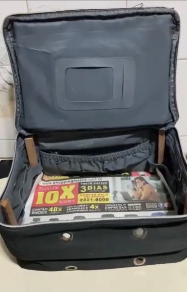 Frasqueira dupla para transportar pombos